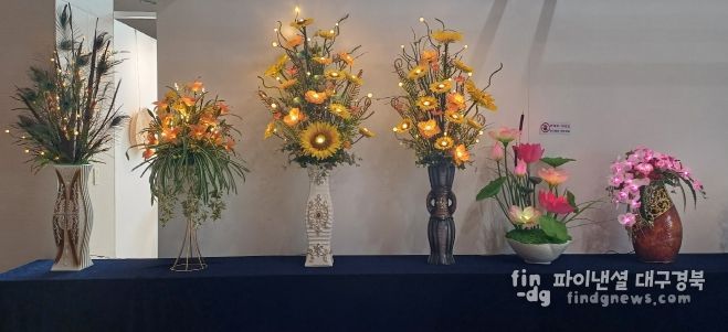 경상북도 새마을운동테마공원, LED 리얼플라워 전시