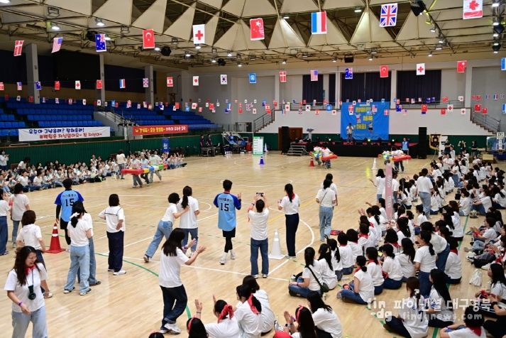 대구 동구청(구청장 윤석준)은 지난 16일, 대구복합스포츠타운 시민체육관에서 ‘2025년 동구 보육교직원 한마음 체육대회’를 개최했다.