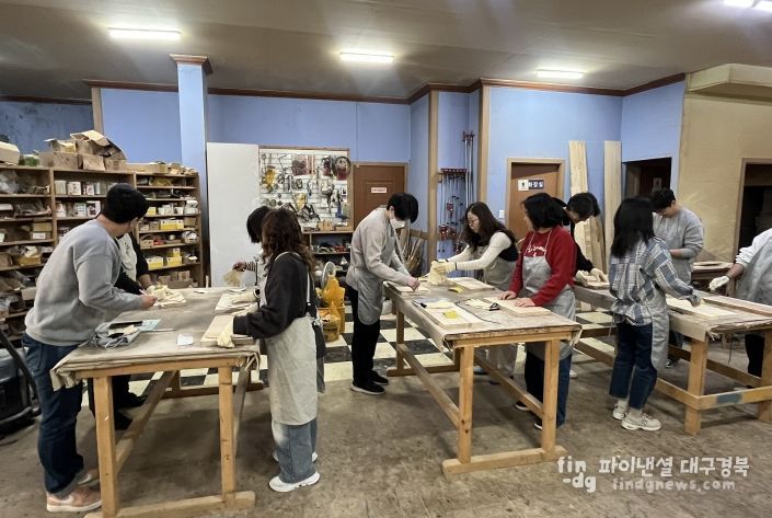 김천시학교밖청소년지원센터, 자원봉사자 대상 ‘마음 힐링 프로그램’ 운영